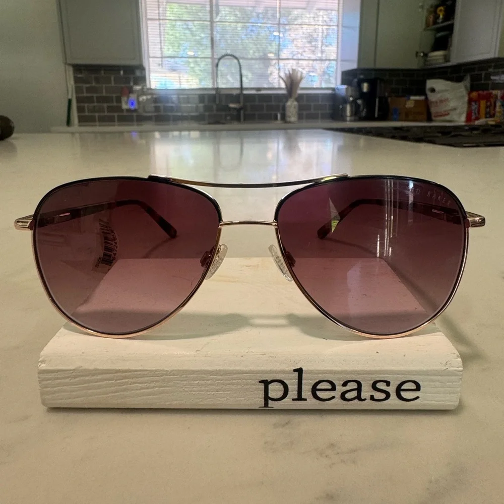 ONE DAY SALE✨ Ted Baker Pink and Gold Aviator Sunglasses with Gradient Lenses